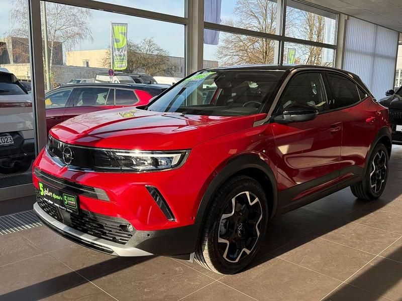 Gebraucht Opel Mokka-e Ultimate 100 kW (136 PS) 2023 Power rot/kosmos rot SUV