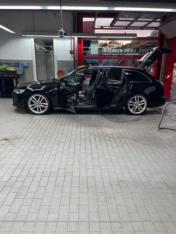 Gebraucht Audi A6 S-Line 190 PS (139 kW) 2015 Schwarz Kombi