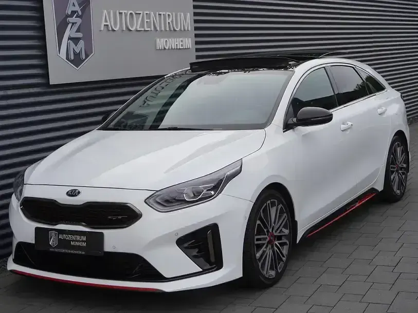 Gebraucht Kia ProCeed GT GT 204 PS (150 kW) 2021 Sonderlackierung deluxe white metallic Kleinwagen