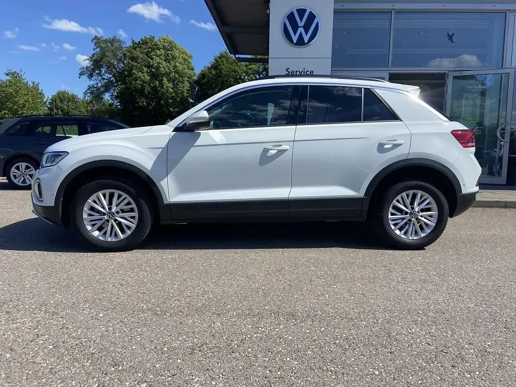 Gebraucht VW T-Roc 110 PS (80 kW) 2023 Weiß SUV