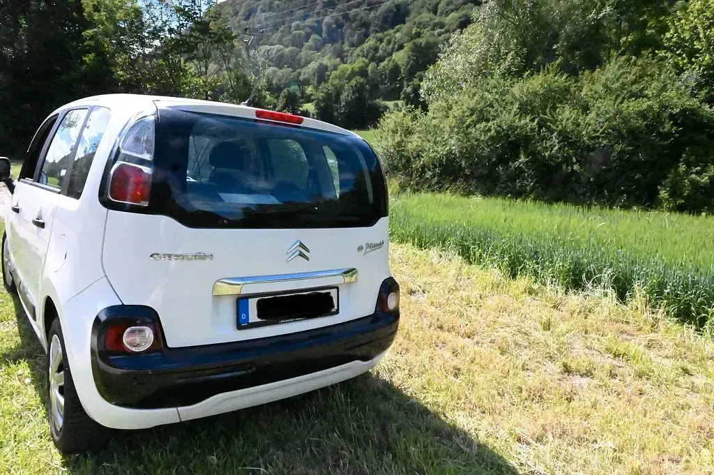 Gebraucht Citroën C3 Picasso SELECTION 92 PS (67 kW) 2011 Grau Van / Kleinbus