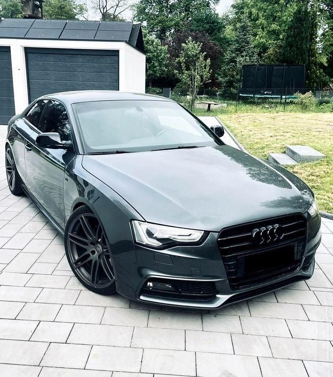 Grau Gebraucht 2013 Audi A5 S-Line Coupé | 10.950 € (Superpreis) - Bild 1/4