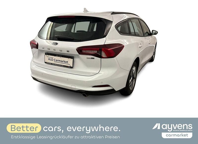 Gebraucht Ford Focus Cool & Connect 125 PS (91 kW) 2022 Weiß Kombi