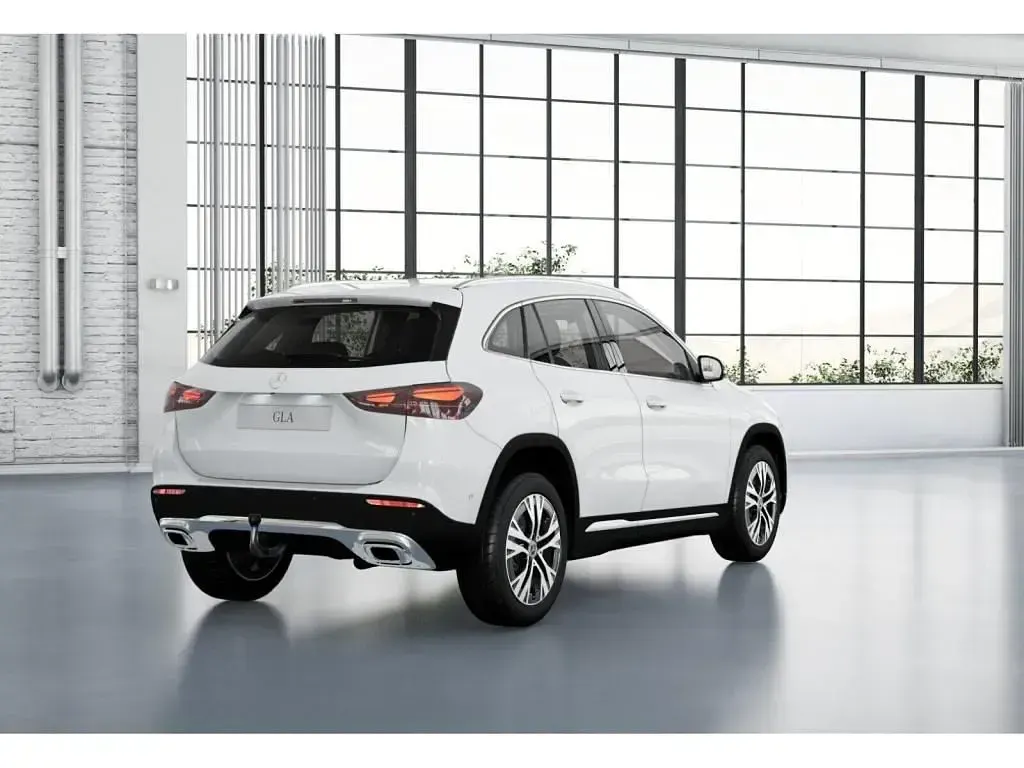 Gebraucht Mercedes GLA220 Progressive 190 PS (139 kW) 2025 Unilack polarweiß SUV