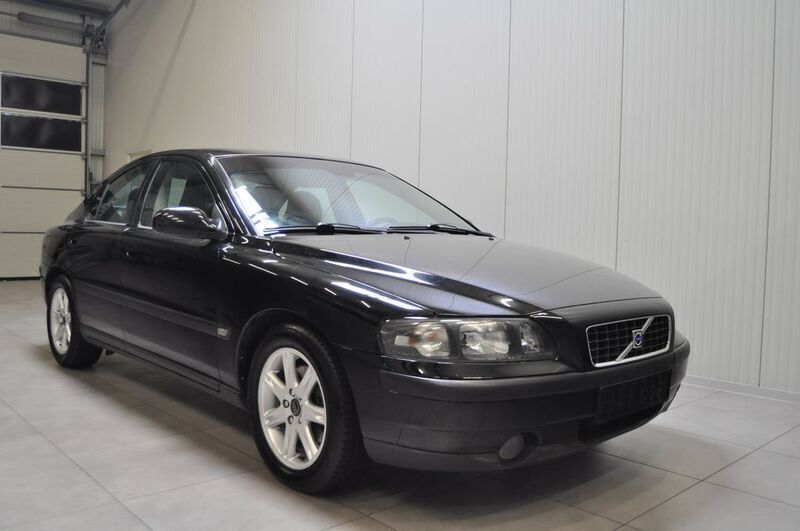 Gebraucht Volvo S60 Comfort 140 PS (102 kW) 2002 Schwarz Limousine