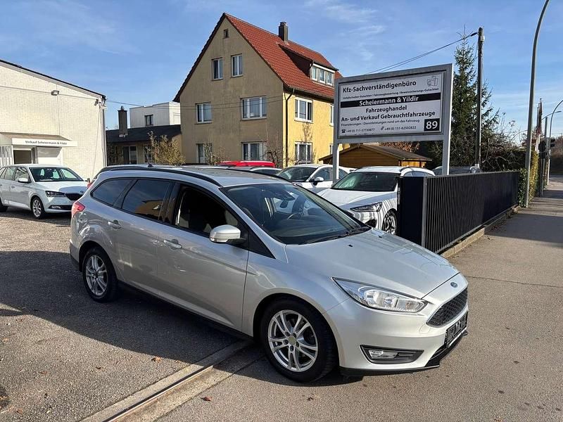Gebraucht Ford Focus Business Edition 120 PS (88 kW) 2018 Polarsilber metallic Kombi