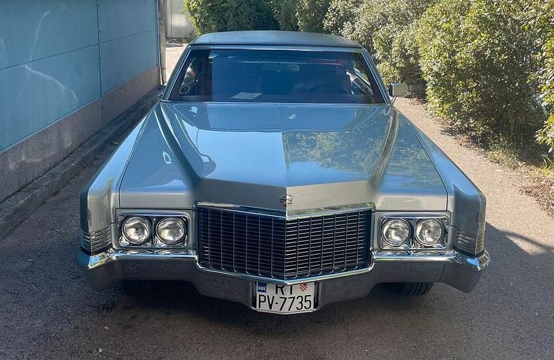 Grau Gebraucht 1970 Cadillac Deville Limousine | 31.500 € - Bild 1/4