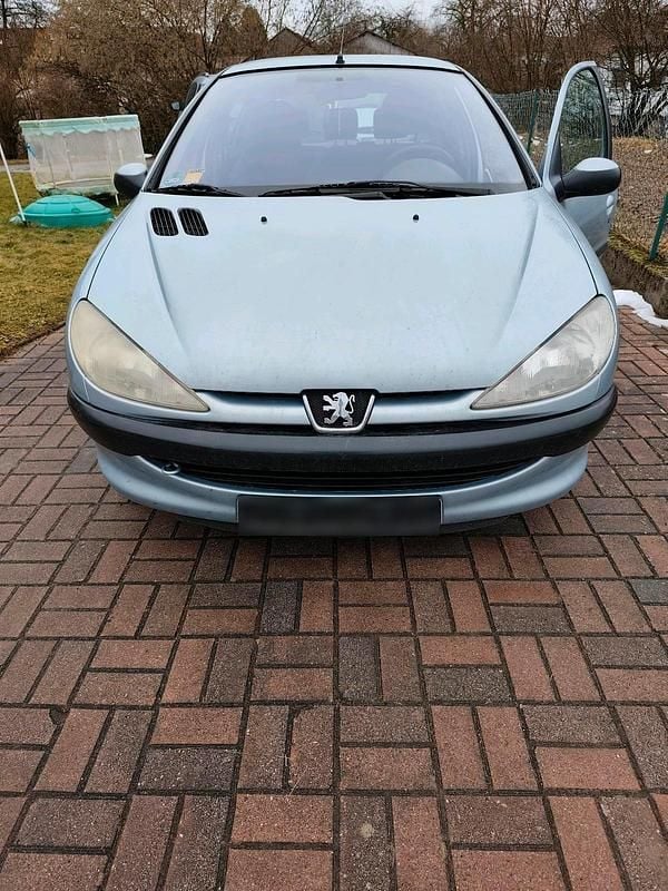 Gebraucht Peugeot 206 75 PS (55 kW) 2001 Kleinwagen