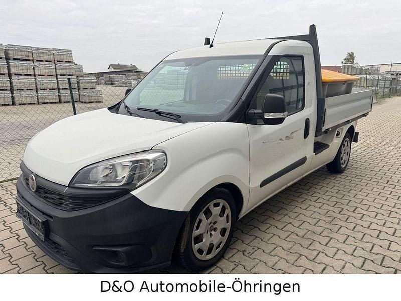 Weiß Gebraucht 2015 Fiat Doblò Van / Kleinbus | 6.790 € (Guter Preis) - Bild 1/4