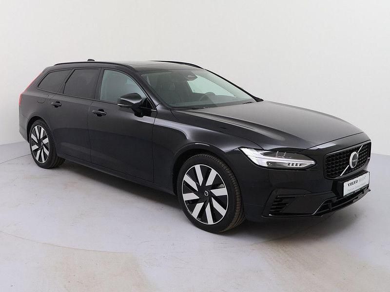 Gebraucht Volvo V90 Ultra 398 PS (292 kW) 2025 Onyx schwarz Kombi