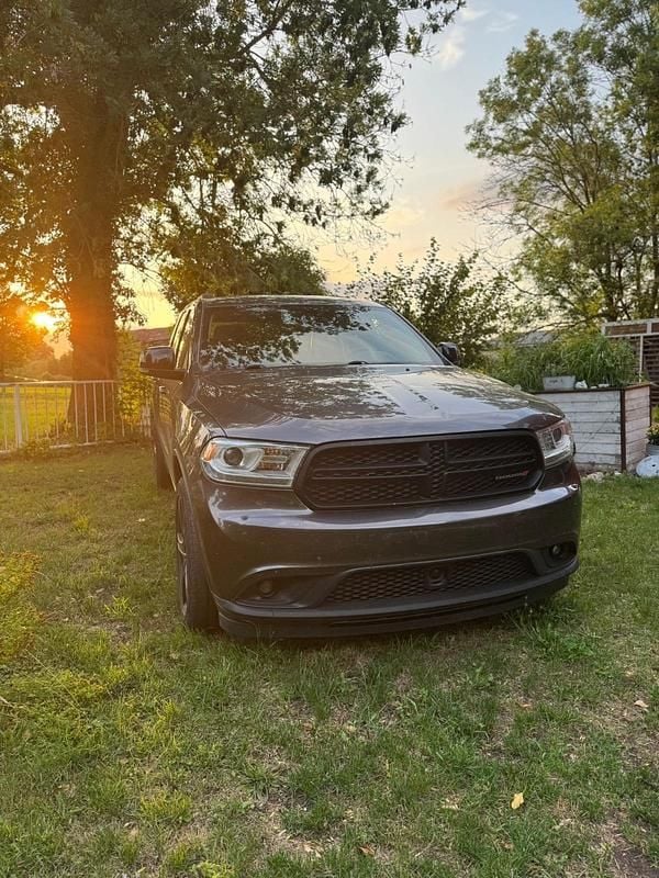Grau Gebraucht 2015 Dodge Durango SUV | 22.750 € (Fairer Preis) - Bild 1/4