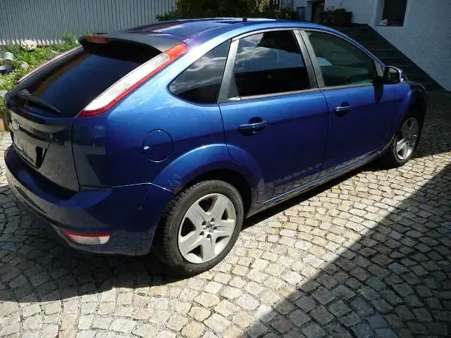 Usata Ford Focus Style 101 CV (74 kW) 2008 Blu Berlina