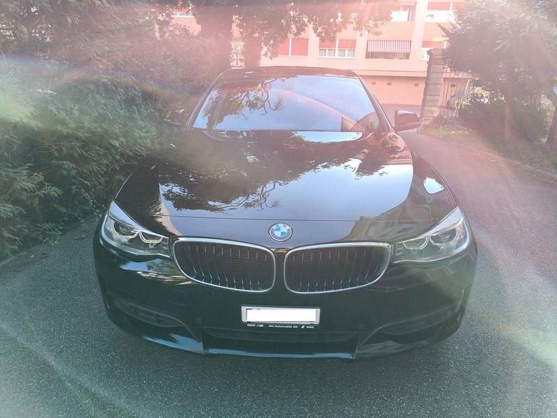 Gebraucht BMW 320 Gran Turismo 184 PS (135 kW) 2013 Schwarz Limousine