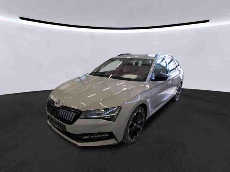 Grau Gebraucht 2021 Skoda Superb SportLine Kombi | 25.880 € (Guter Preis) - Bild 1/3