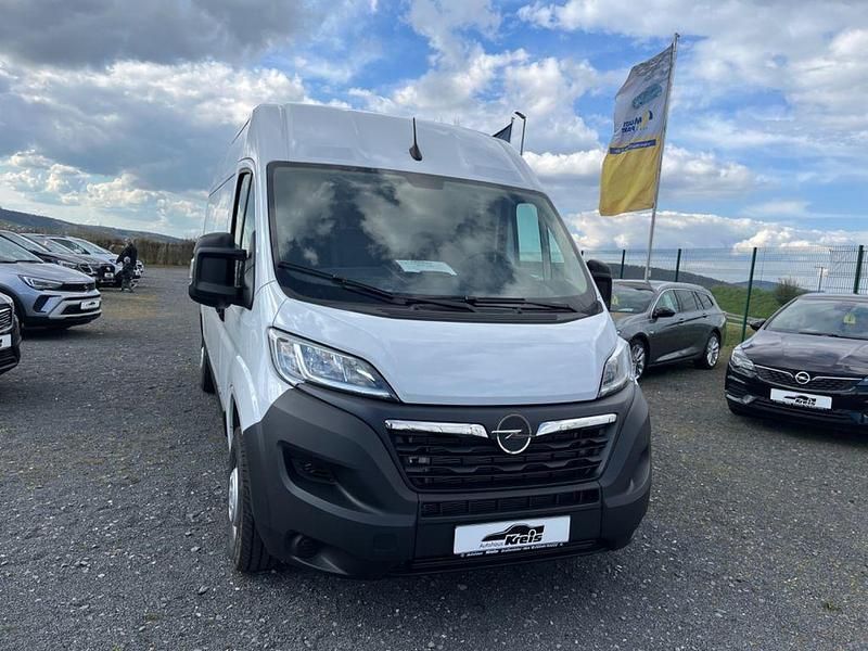 Gebraucht Opel Movano 140 PS (102 kW) 2023 Weiß Van