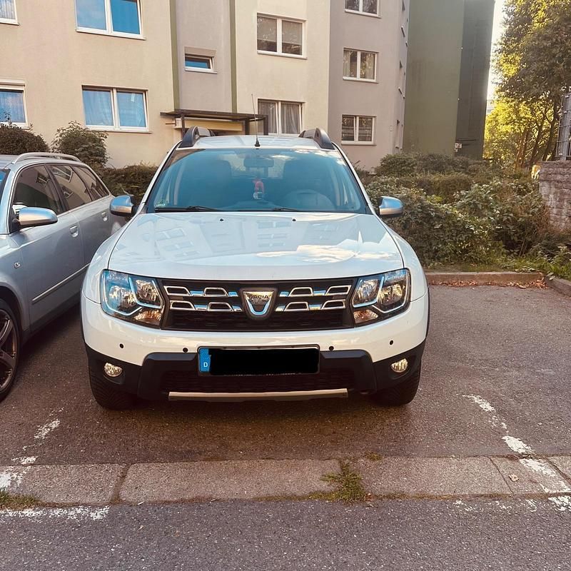 Weiß Gebraucht 2014 Dacia Duster SUV | 7.000 € (Guter Preis) - Bild 1/4