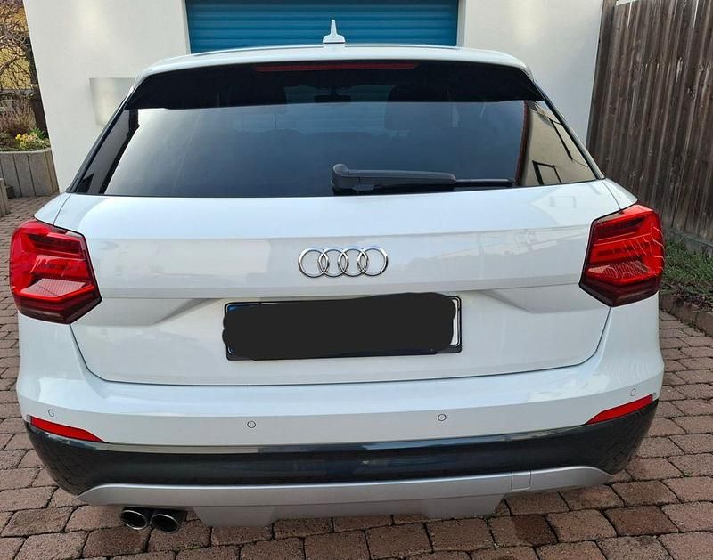 Gebraucht Audi Q2 Sport 150 PS (110 kW) 2017 Weiß SUV