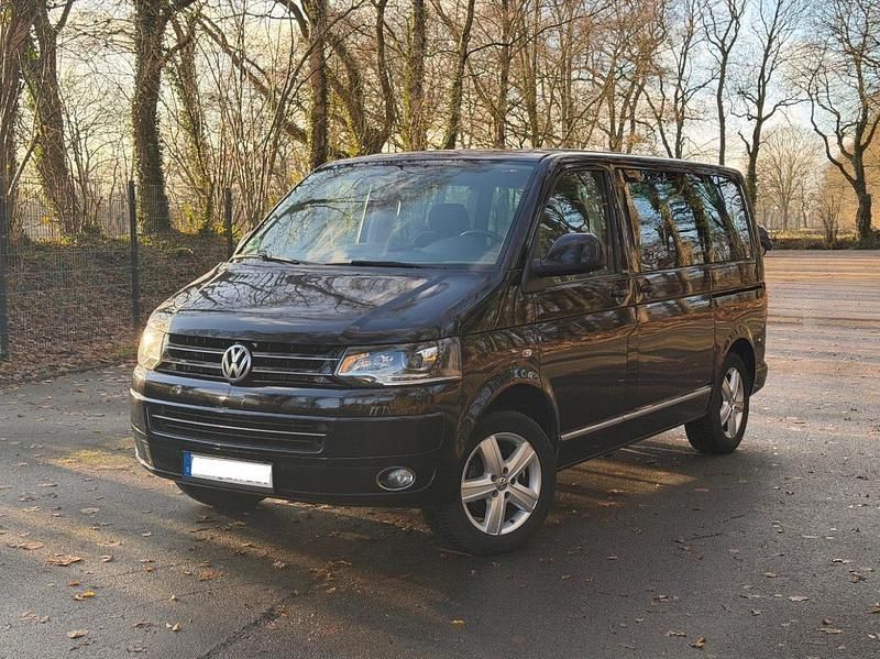 Schwarz Gebraucht 2013 VW Multivan Match Van | 18.000 € (Superpreis) - Bild 1/4