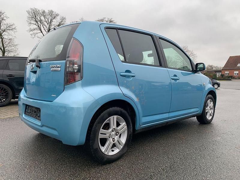 Gebraucht Daihatsu Sirion 91 PS (66 kW) 2008 Blau Kleinwagen