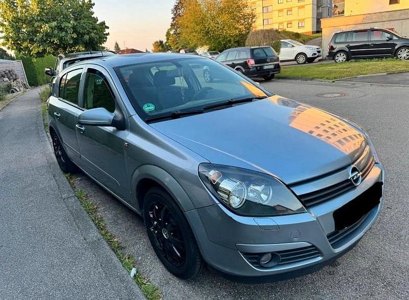 Gebraucht Opel Astra 125 PS (91 kW) 2004 Silber Limousine