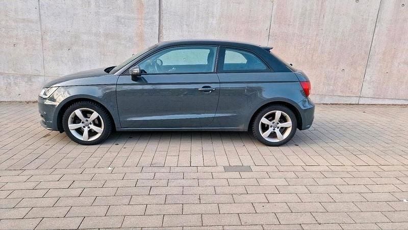 Second-hand Audi A1 90 CP (66 kW) 2016 Gri Hatchback