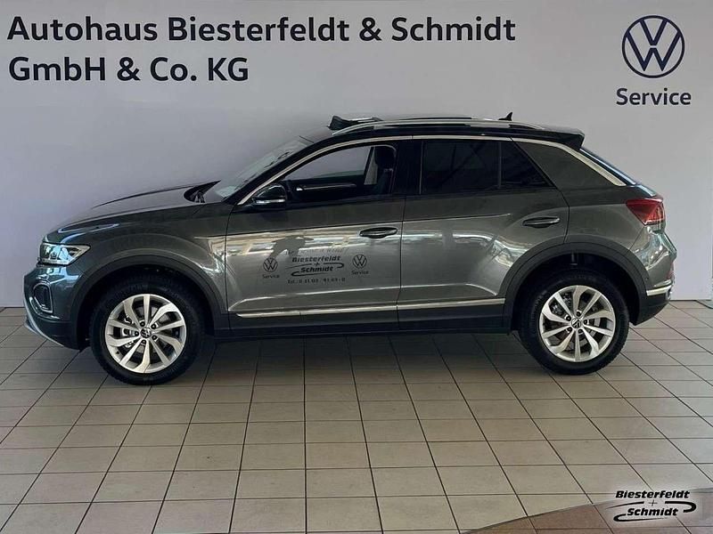 Grau Neu 2025 VW T-Roc Style SUV | 39.590 € - Bild 1/4