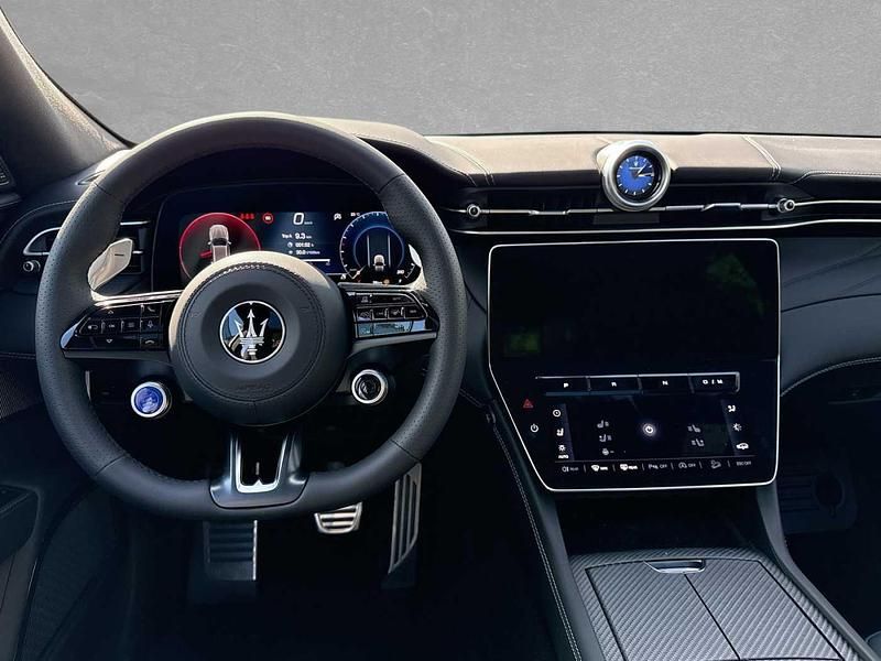Neu Maserati Grecale 530 PS (389 kW) 2025 Grau (grigio lava) SUV