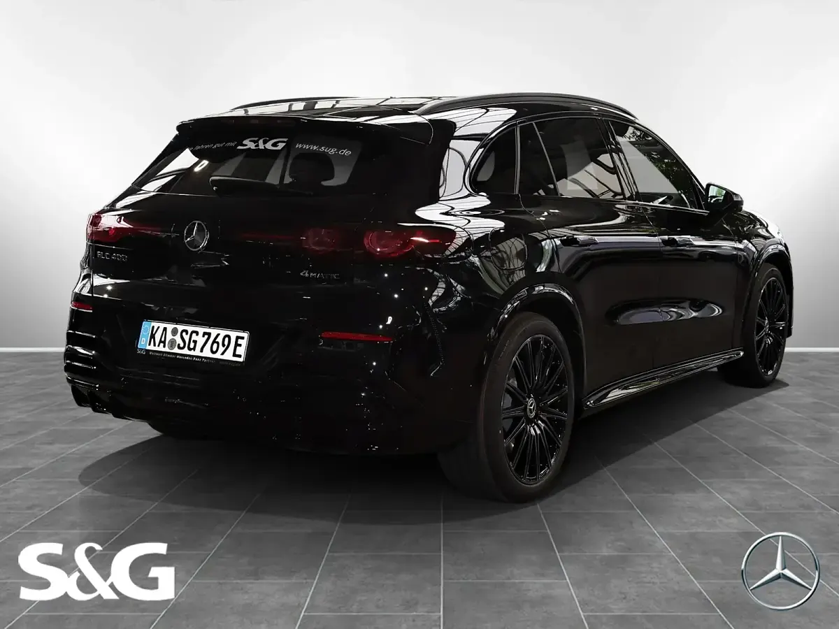 Gebraucht Mercedes GLC400d Night 359 kW (489 PS) 2026 Obsidianschwarz SUV