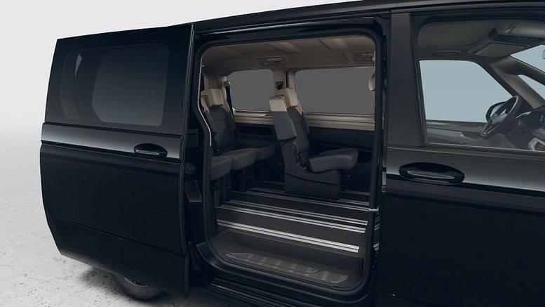 Neu VW Multivan Business 150 PS (110 kW) 2025 Deepblack perleffekt Van