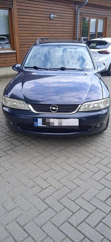 Gebraucht Opel Vectra 122 PS (89 kW) 2003 Andere farben Kombi