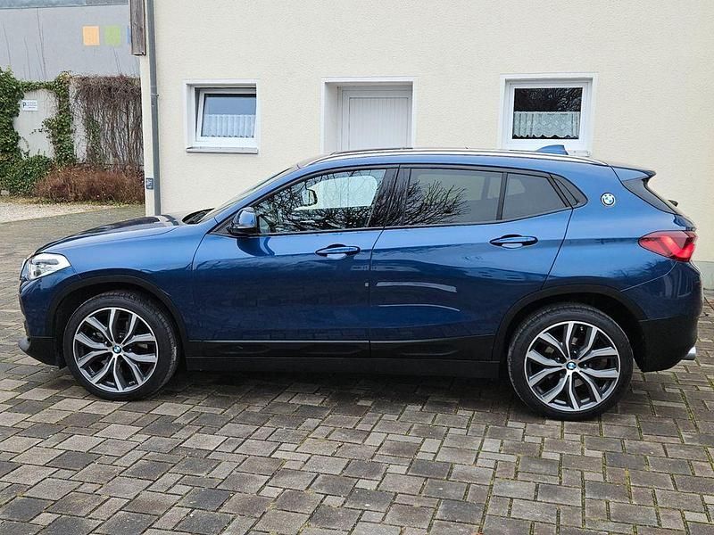 Gebraucht BMW X2 Sport Line 190 PS (139 kW) 2024 Blau SUV