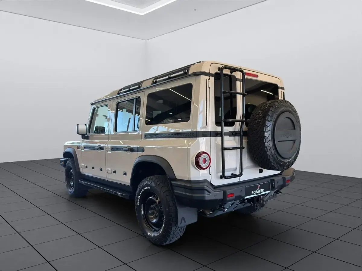 Gebraucht Ineos Grenadier 249 PS (183 kW) 2024 Beige