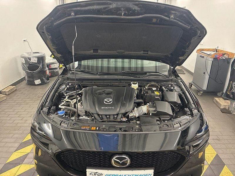 Gebraucht Mazda 3 Selection 122 PS (89 kW) 2020 Schwarz Limousine