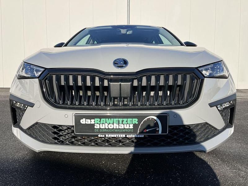 Gebraucht Skoda Scala Tour 116 PS (85 kW) 2025 Steelgrau Kleinwagen