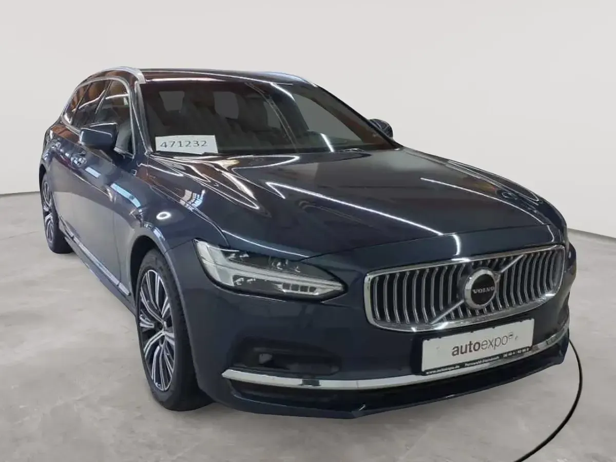 Gebraucht Volvo V90 Inscription 235 PS (172 kW) 2022 Kombi