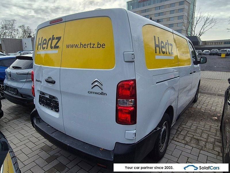 Second-hand Citroën Jumpy 101 CP (74 kW) 2022 Alb Monovolum