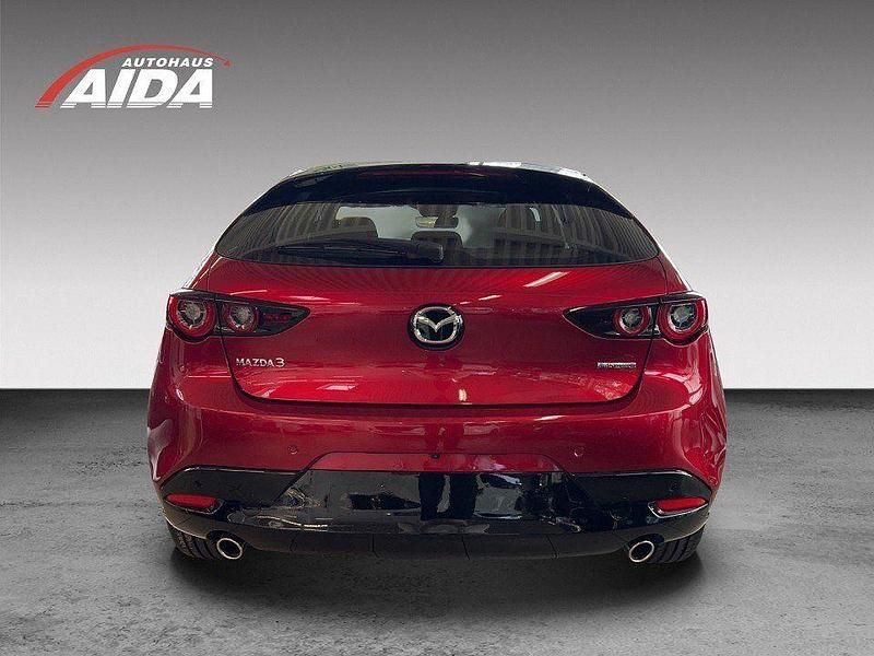 Neu Mazda 3 Center-Line 140 PS (102 kW) 2025 Rot Limousine