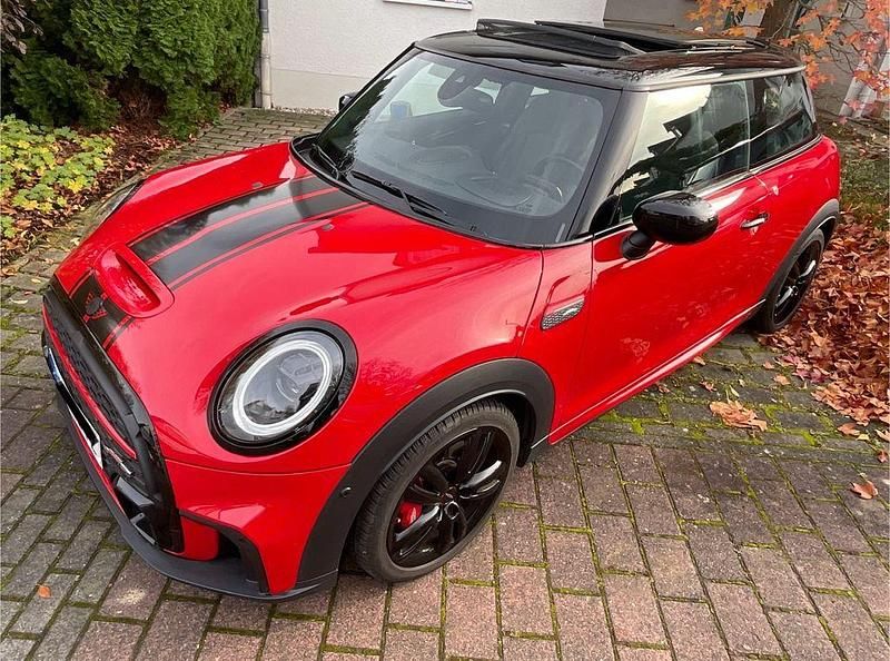 Gebraucht Mini John Cooper Works 231 PS (169 kW) 2022 Rot Kleinwagen