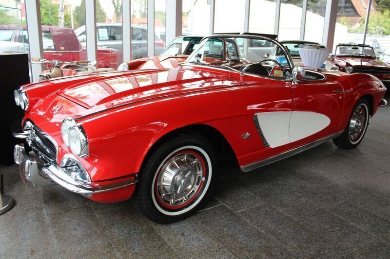 Rot Gebraucht 1962 Corvette C1 Cabrio | 88.800 € - Bild 1/4