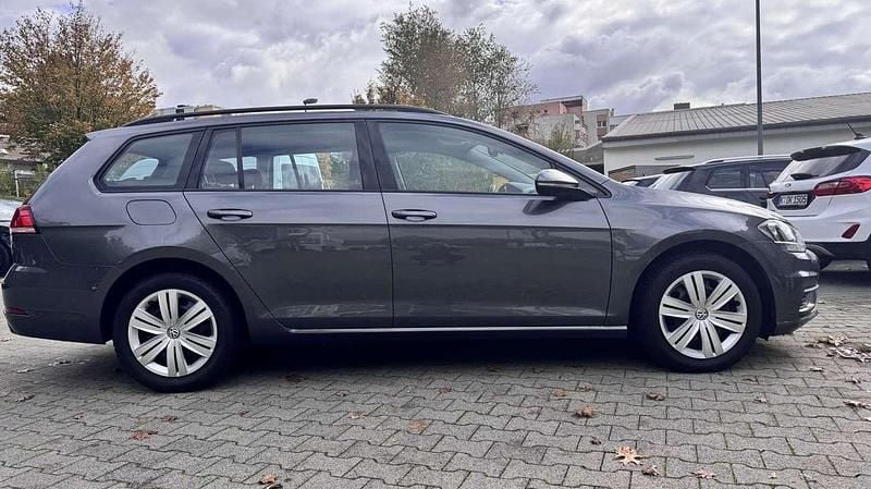 Gebraucht 2018 VW Golf VII Kombi | 8.000 € (Superpreis) - Bild 1/4