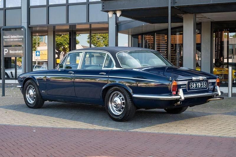 Gebraucht Jaguar XJ 254 PS (186 kW) 1976 Blau Limousine