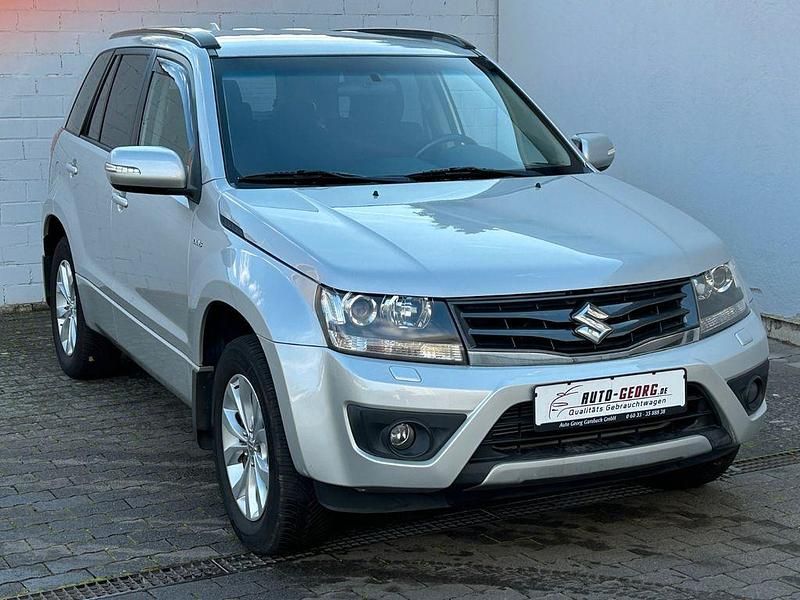 Silber Gebraucht 2013 Suzuki Grand Vitara SUV | 8.800 € (Guter Preis) - Bild 1/4