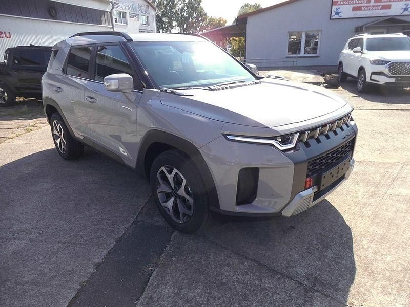 Neu KGM Torres 163 PS (119 kW) 2025 Grau SUV