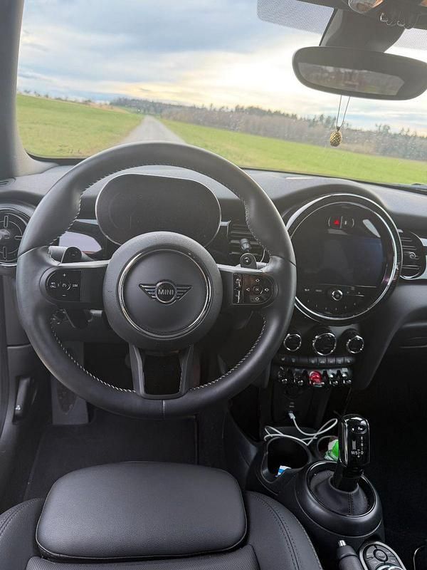 Gebraucht Mini Cooper S Premium 178 PS (130 kW) 2024 Weiß Kleinwagen