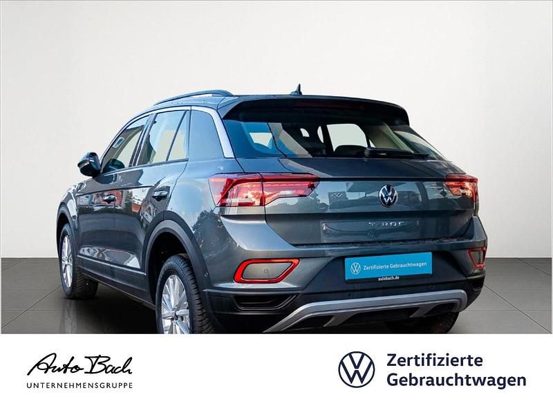 Gebraucht VW T-Roc Move 150 PS (110 kW) 2024 Pure white/schwarz SUV
