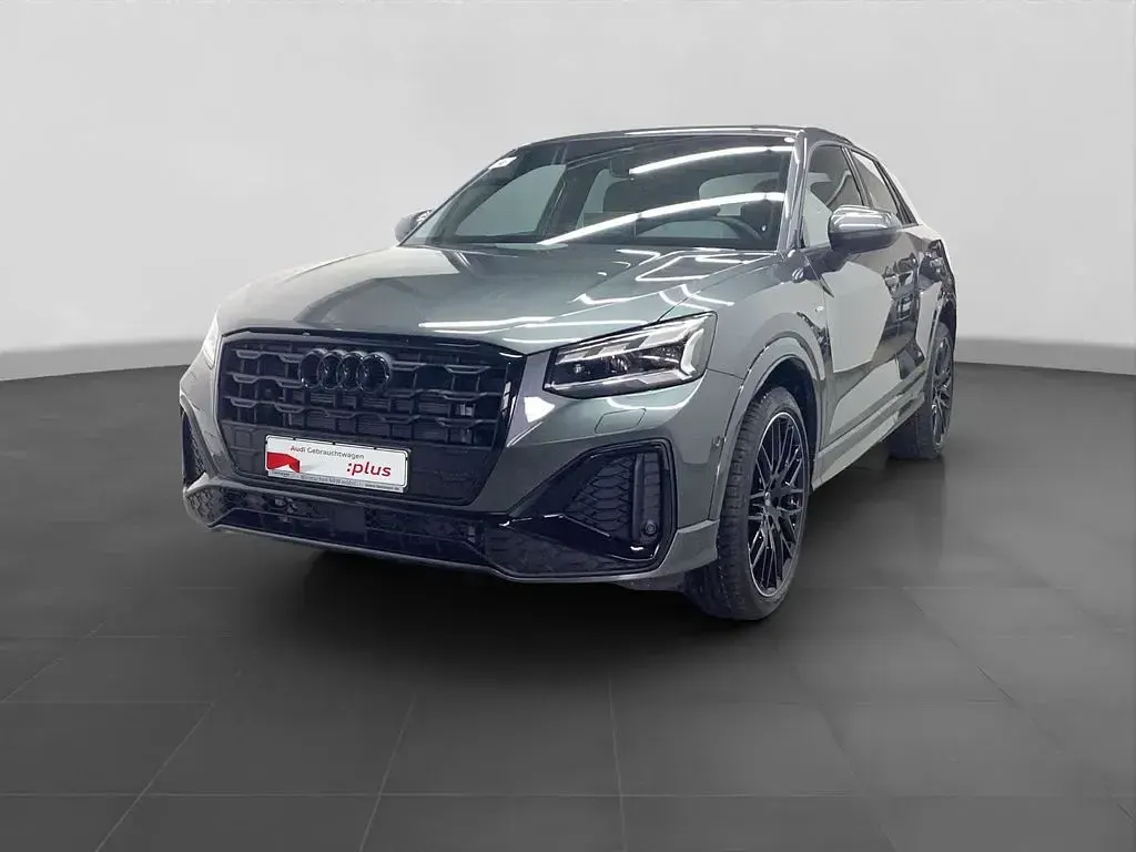 Gebraucht Audi Q2 S-Line 150 PS (110 kW) 2025 Grau SUV
