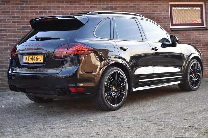Gebraucht Porsche Cayenne 420 PS (308 kW) 2014 Schwarz SUV