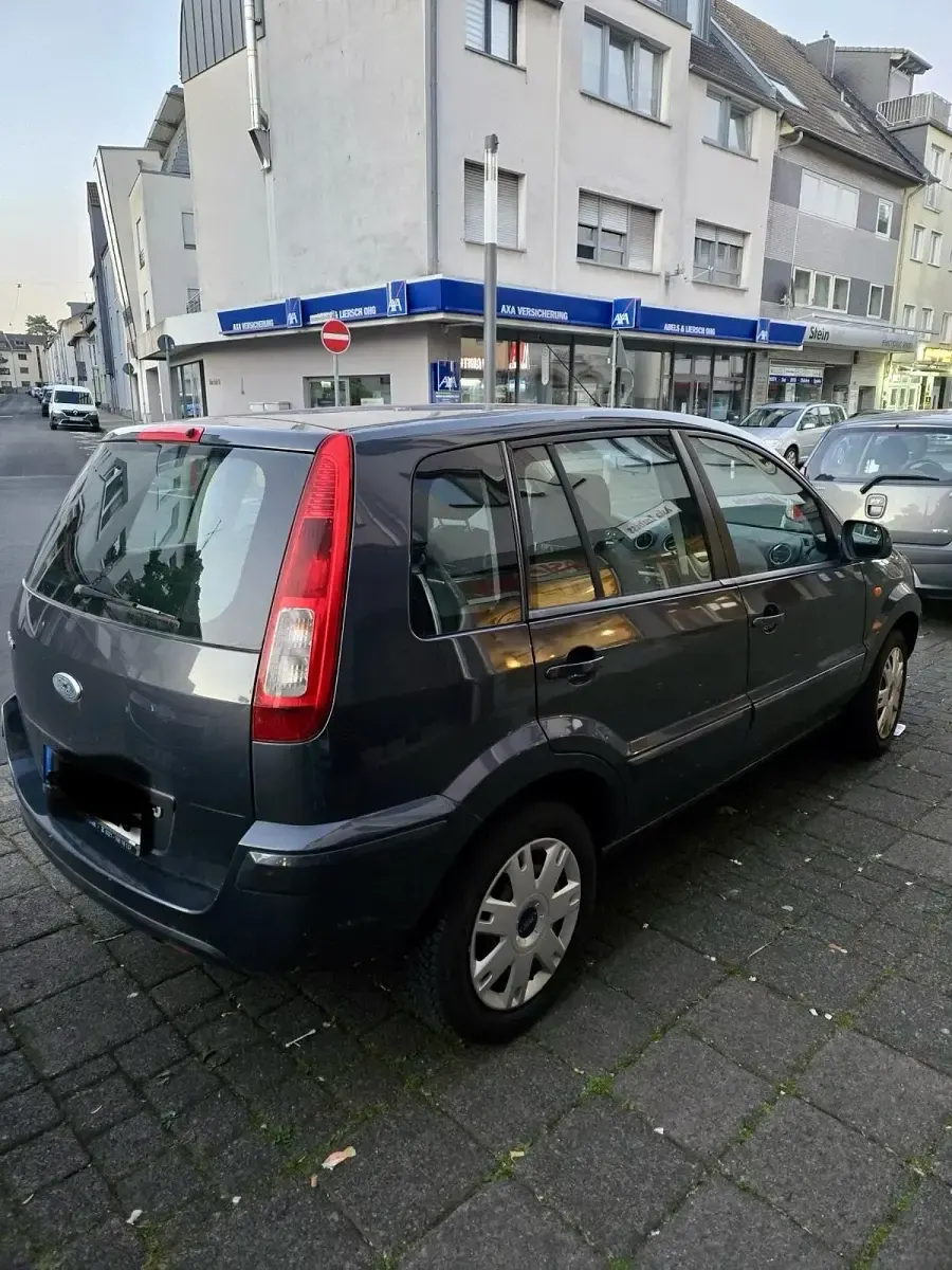 Gebraucht Ford Fusion 80 PS (58 kW) 2009 Blau Kleinwagen