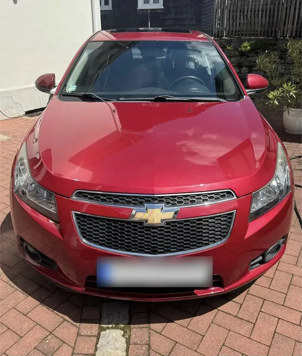 Gebraucht Chevrolet Cruze 141 PS (103 kW) 2011 Rot Limousine