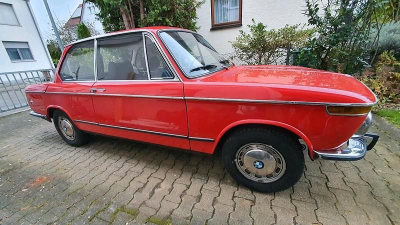 Gebraucht BMW 2002 100 PS (73 kW) 1973 Rot Limousine